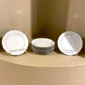 Winterling Platinum Baroque Plate Bundle - 8 Bread Plates- Set B